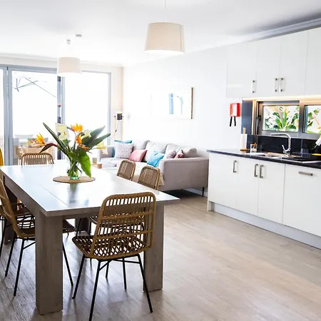 Sundowner Вилла